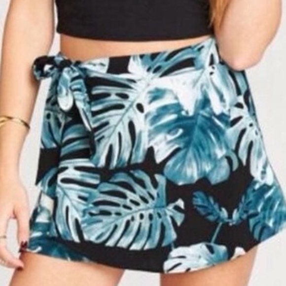 Shoe Me Your MuMu Skort - Picture 1 of 5